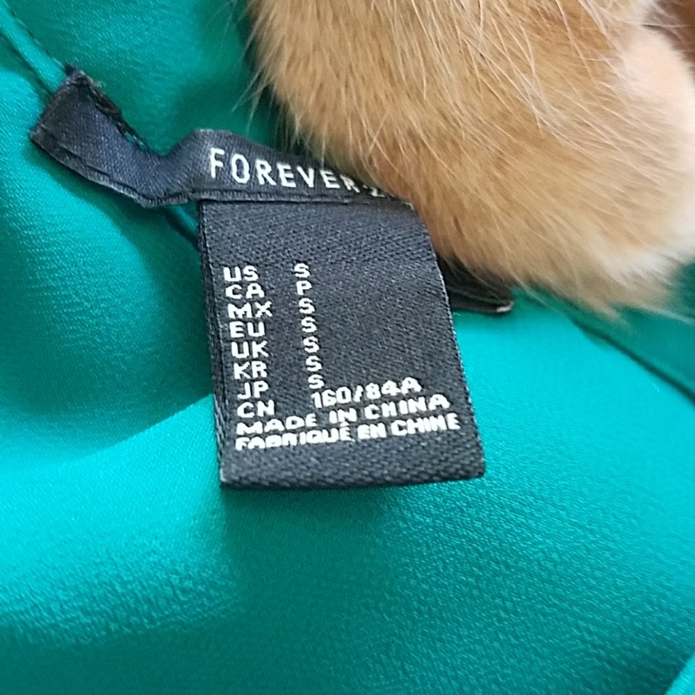 Green button down - Picture 2 of 2
